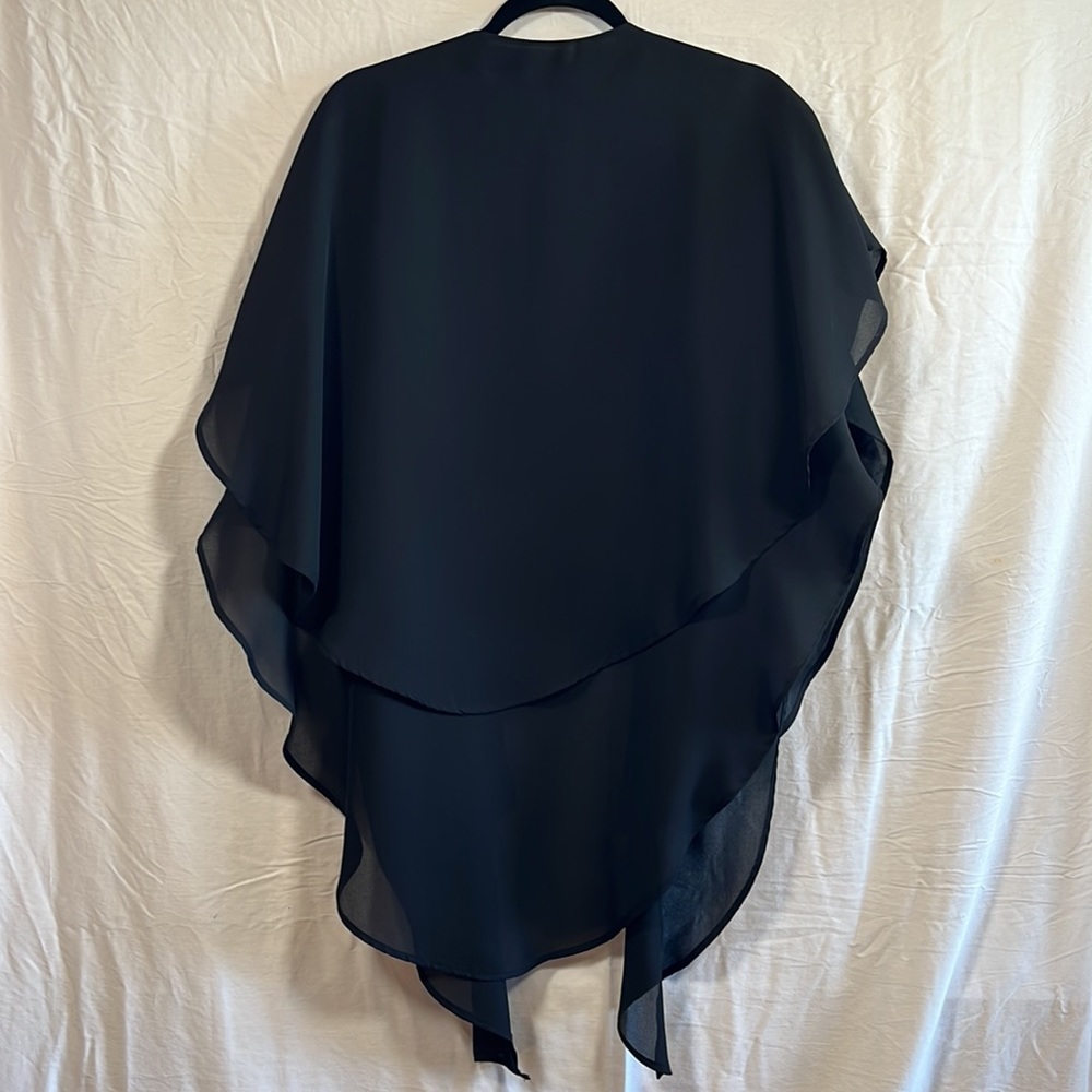 🦇🍷☂️ - Picture 2 of 3